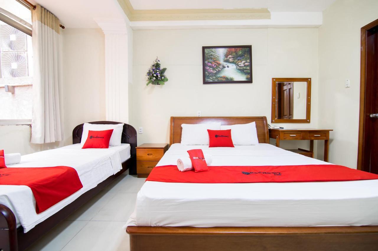 Reddoorz Plus @ Pham Ngu Lao 2 Ho Chi Minh City Exterior photo